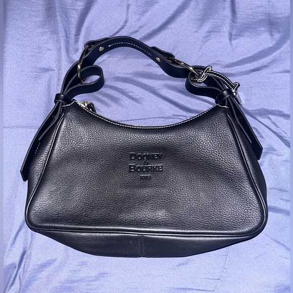Dooney & Bourke Handbags - NWOT Dooney & Bourke Medium Black Leather Hobo Purse